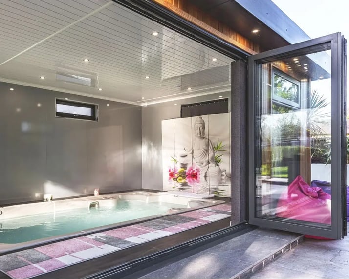 home-spa-hot-tub-enclosure-cabin