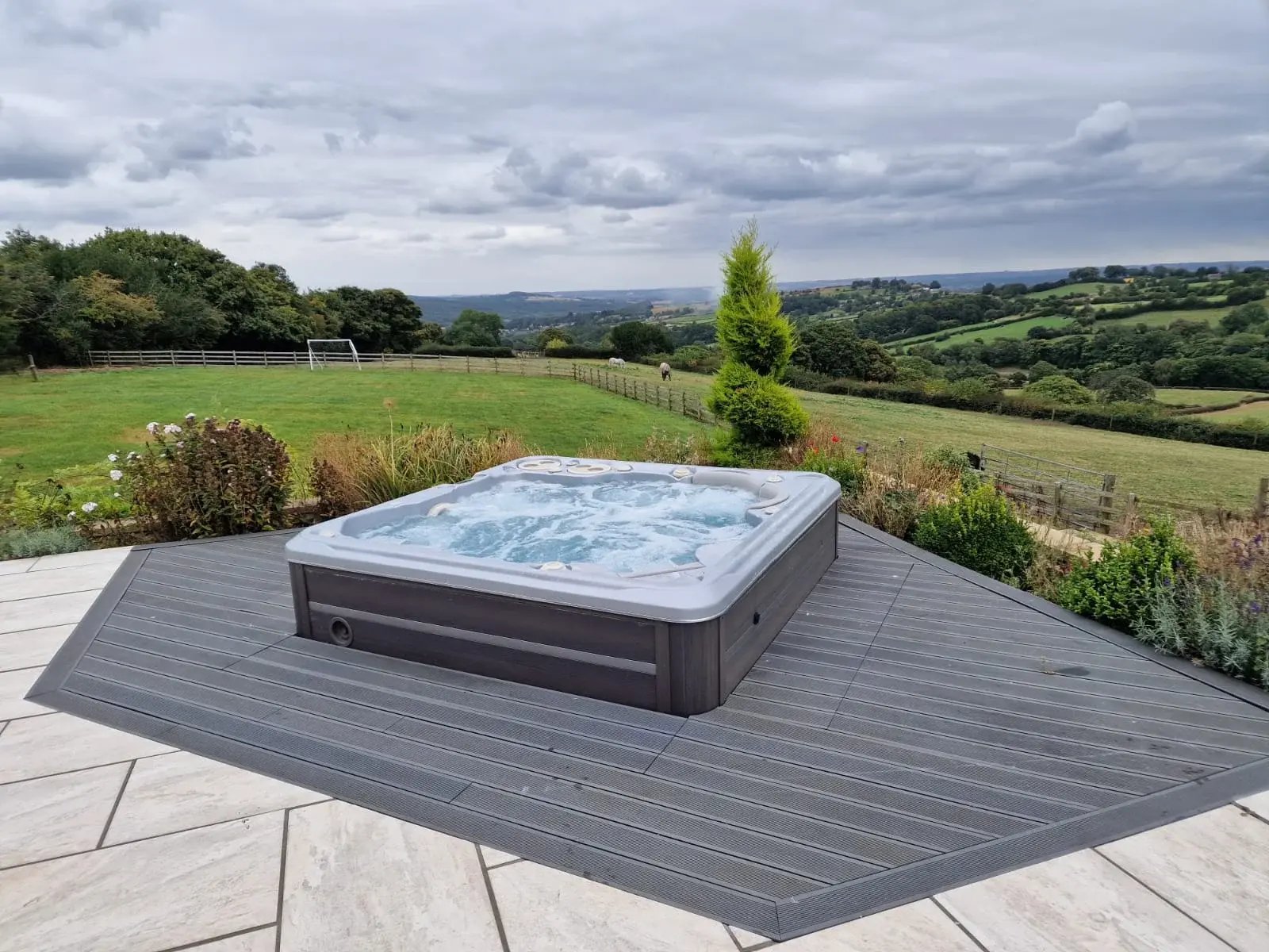 hydropool-hot-tub-instal-nottingham-near-me-for-sale