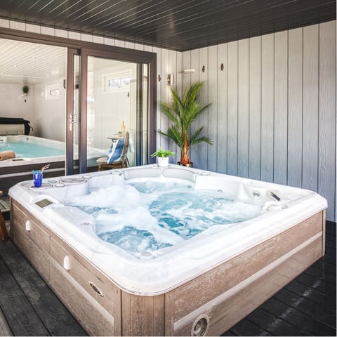 Nottingham hot tub low maintenance 